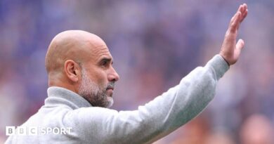Pep Guardiola waving