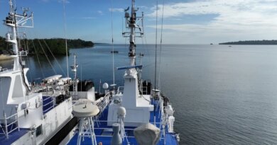 Quartermaster's SmartMast system set up on a vessel