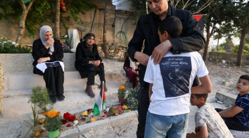 Shot for throwing stones: Israeli forces killing West Bank teens weekly
