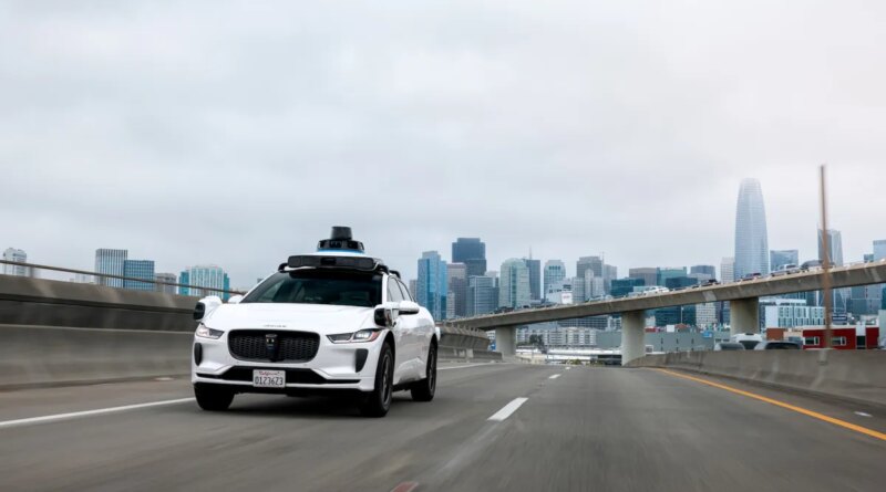 WAYMO on SF freeway