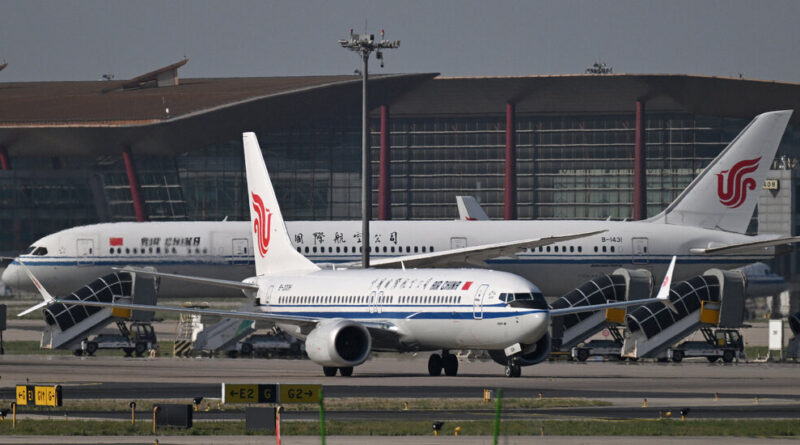 Trump Announces Boeing Jet Order From China. Beijing Stays Silent.