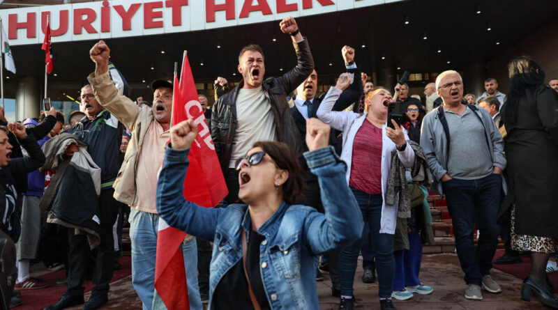 Turkish Court Ruling Means New Trouble for Erdogan’s Foes