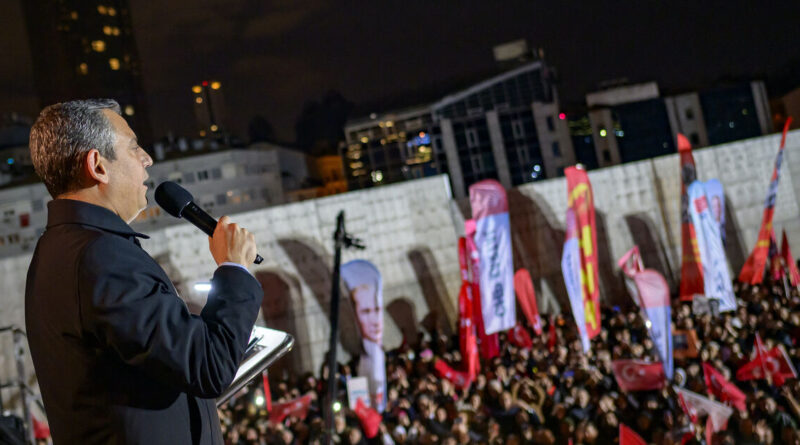 Turkish court ousts CHP leadership amid opposition crackdown