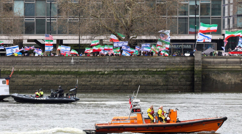 UK police plan 'unprecedented' operation to prevent trouble at weekend protests