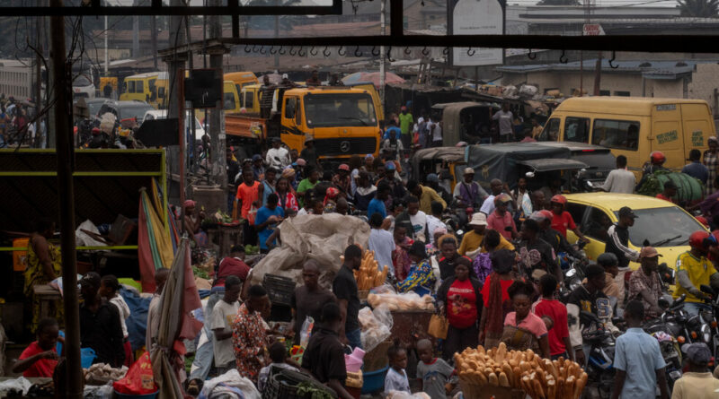 U.S. Ebola Travel Ban Faces Criticism From Congo Health Officials
