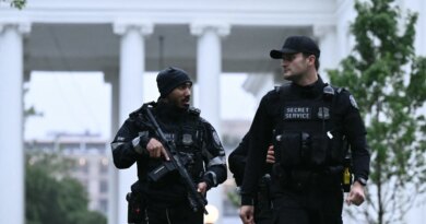 US police responding to dozens of shots fired near the White House