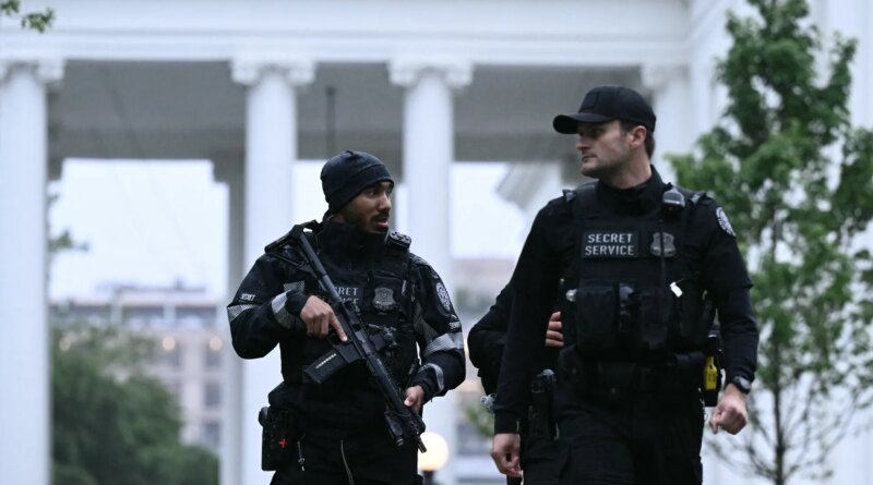 US police responding to dozens of shots fired near the White House
