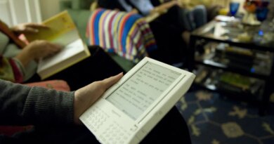Users turn to jailbreaking their older Kindles as Amazon ends support | TechCrunch