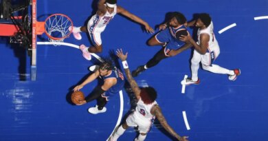 PHILADELPHIA, PA - MAY 8: Jalen Brunson #11 of the New York Knicks drives to the basket during the game against the Philadelphia 76ers during Round Two Game Three of the 2026 NBA Playoffs on May 8, 2026 at the Wells Fargo Center in Philadelphia, Pennsylvania NOTE TO USER: User expressly acknowledges and agrees that, by downloading and/or using this Photograph, user is consenting to the terms and conditions of the Getty Images License Agreement. Mandatory Copyright Notice: Copyright 2026 NBAE Jesse D. Garrabrant/NBAE via Getty Images/AFP (Photo by Jesse D. Garrabrant / NBAE / Getty Images / Getty Images via AFP)