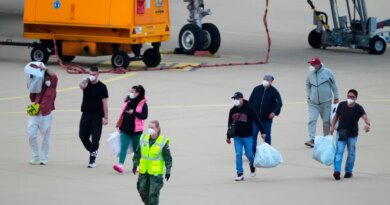passengers leave hantavirus ship