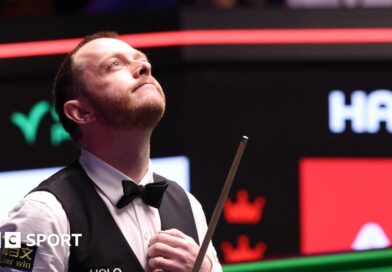 Shaun Murphy celebrates