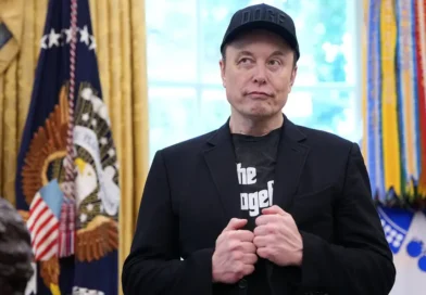 'Political stunts' and 'efforts to humiliate': See how federal workers responded to Musk's '5 things' emails