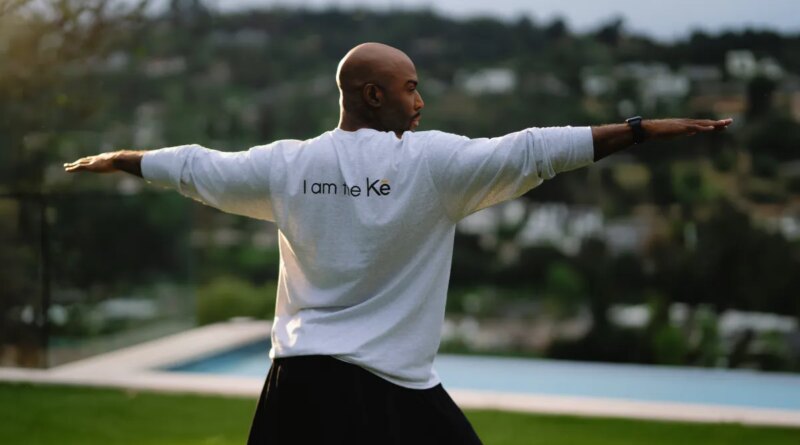 'Queer Eye's' life coach Karamo Brown launches Kē, a wellness app featuring his AI digital clone | TechCrunch