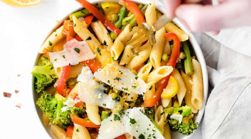 30-Minute Pasta Primavera (Veggie Loaded!)