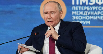A Question Swirling Around Putin’s Big Conference: Could the War End?