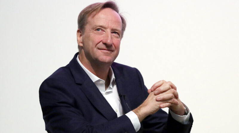 Alex Younger, Former Head of Britain’s MI6, Dies at 62