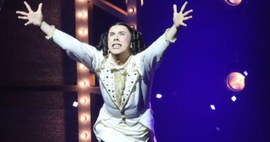 Betty Gilpin To Maya Rudolph: Oh, Mary Redefines Broadway Replacements