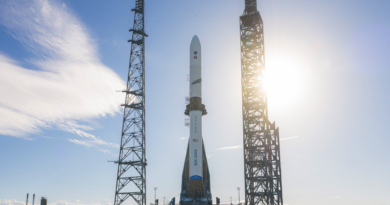 Blue Origin's New Glenn rocket on the launch pad