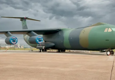 C-141 Starlifters transported troops and cargo for over 40 years before C-17s made them obsolete. Take a look inside.