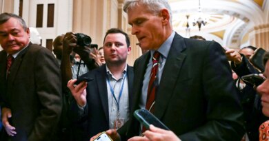 Democrats force vote on Trump’s $1.8bn settlement fund in ‘vote-a-rama’