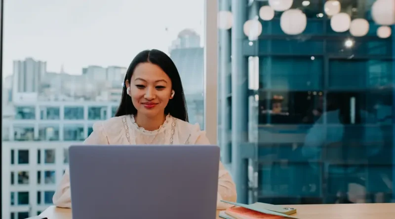 Employers want entry-level workers with senior-level skills in the age of AI, a huge PwC analysis found