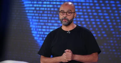 Ex-Google executive Mo Gawdat offers advice for job seekers in the age of AI