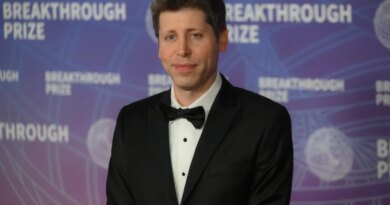 Founders Fund launches game show starring Sam Altman, Palmer Luckey, and other tech elites | TechCrunch