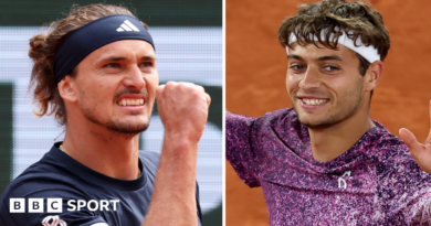 Alexander Zverev and Flavio Cobolli celebrate at the French Open