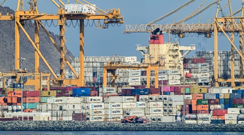 Hormuz ship traffic climbs after war deal: trackers