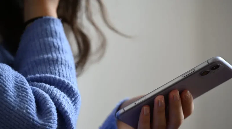 I tried 3 apps for phone anxiety. Only one got me to make the call.