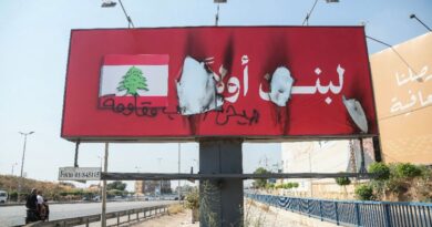 Israel detonates tunnel, strikes south Lebanon