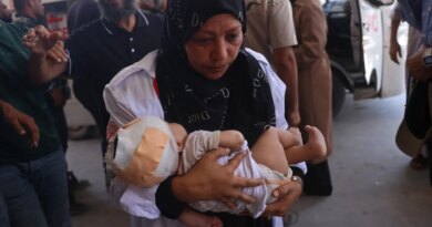 Israel kills four Palestinians in Gaza as attacks on tents continue
