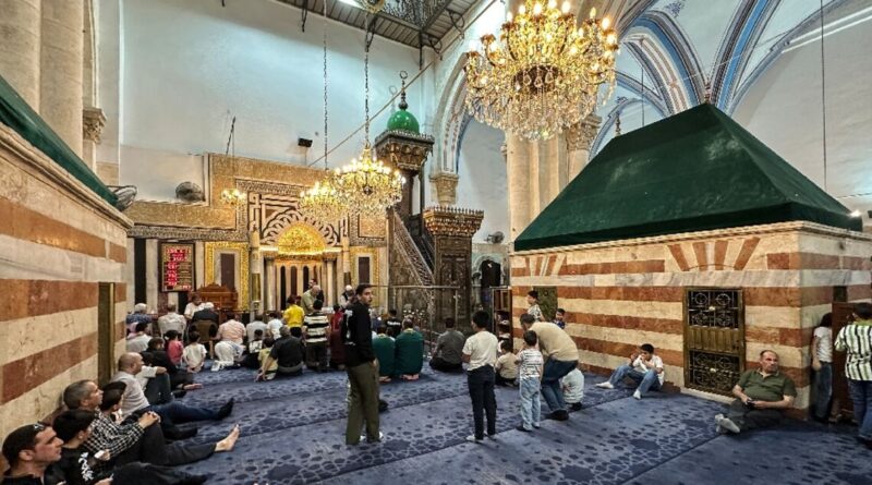 Israelis, Palestinians torn over sacred shrine in city of Hebron