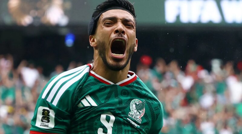 Jimenez and Quinones net as Mexico beat South Africa in World Cup opener