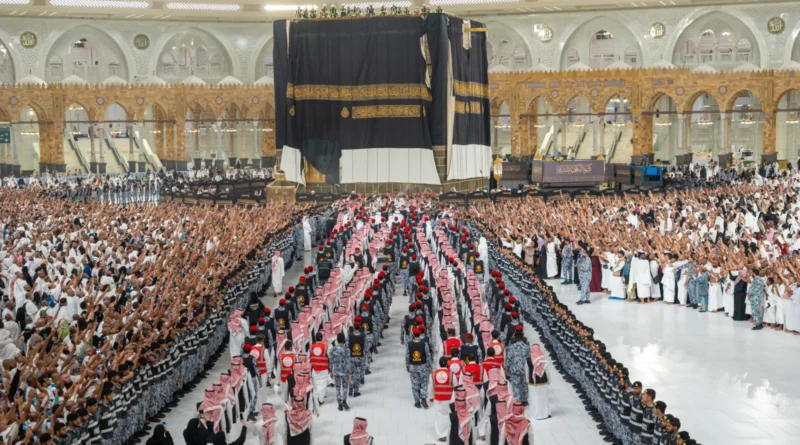 Kaaba Gets New Kiswa as Islamic Year 1448 Begins
