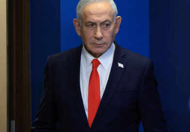 Netanyahu visits occupied southern Lebanon, says Israel won't leave yet