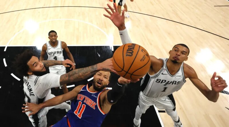 New York Knicks hold off San Antonio Spurs 105-104 for 2-0 NBA Finals lead