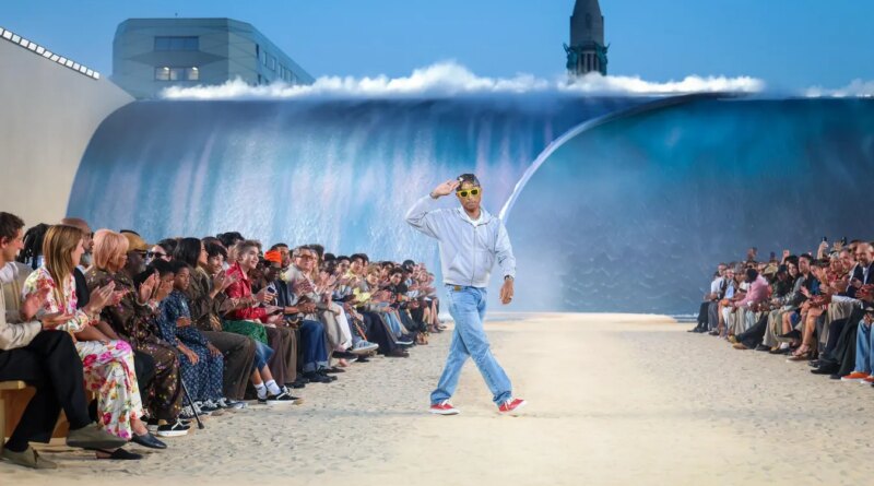 Paris Fashion Week Spring/Summer 2027: Wemby!! Rockin’ Suit, Man!