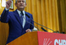 Rival leaders of Turkey's main opposition party call competing meetings