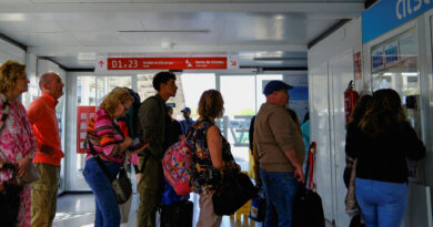 Spanish NGOs push undocumented migrants to apply for regularisation as deadline looms