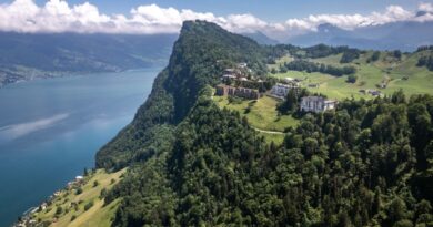 Swiss US-Iran talks venue a playground of world leaders, movie stars