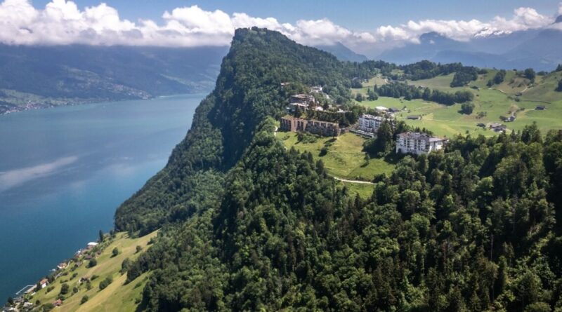Swiss US-Iran talks venue a playground of world leaders, movie stars