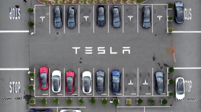 overhead of Tesla parking lot