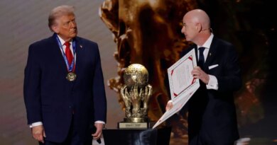 The US border runs straight through the World Cup
