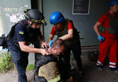 Three killed as Ukraine and Russia trade attacks overnight

