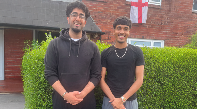 Two Muslim Lads Helped Save an Elderly Couple from a House Fire - ilmfeed