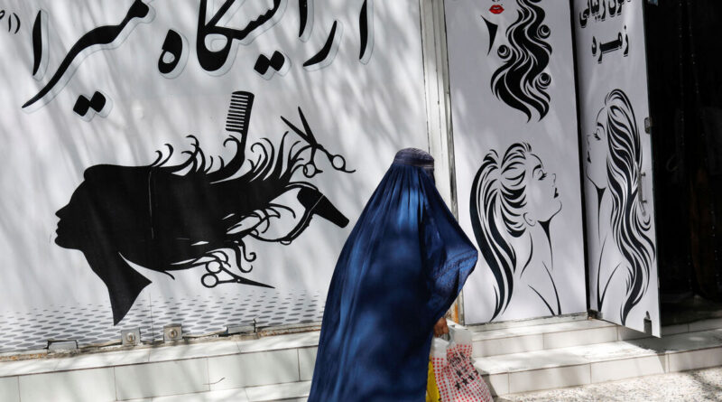 UN urges Afghan Taliban to end arrests of women over dress rules