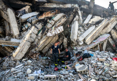 Venezuela Earthquake Live Updates: Search for Survivors Grows Desperate as Death Toll Climbs Past 1,700
