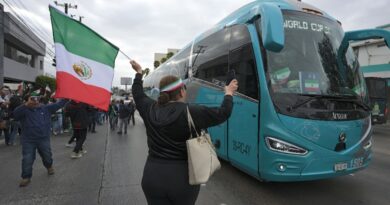 'Iran, Iran!' Iranian World Cup squad serenaded on return home