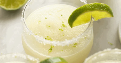 Frozen Margaritas with lime